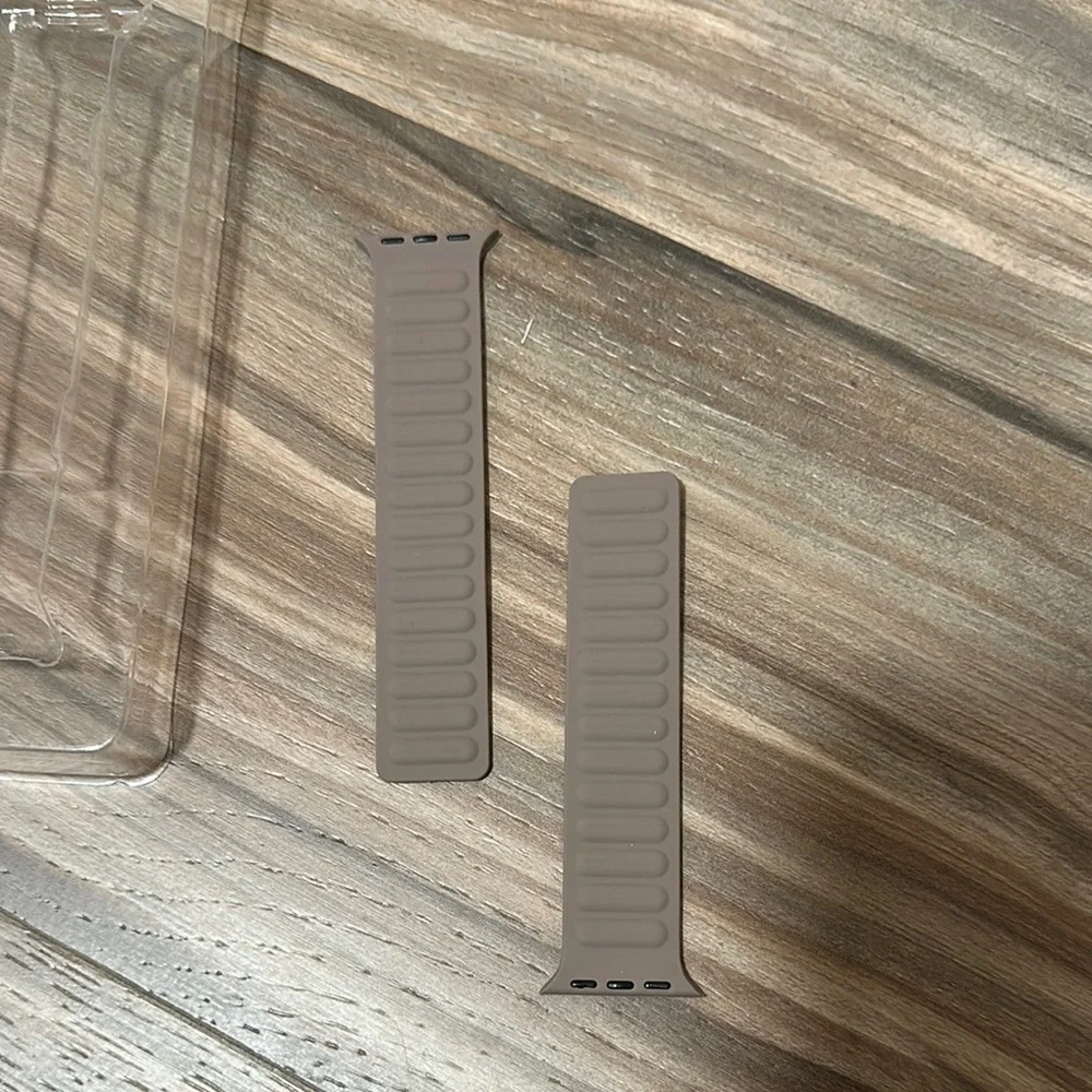 Magnetic reversible Silicone Watch Band for Apple Watch - Brown